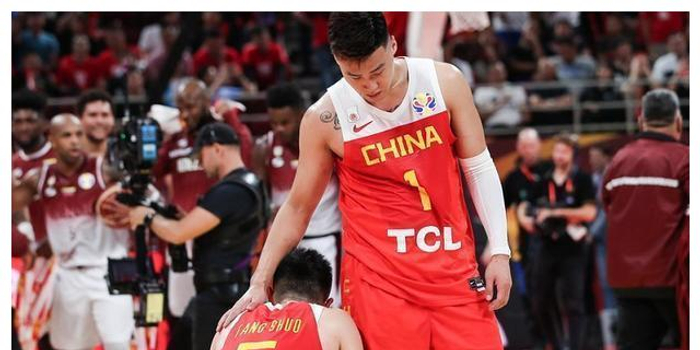 CBA的篮球多少钱一个？